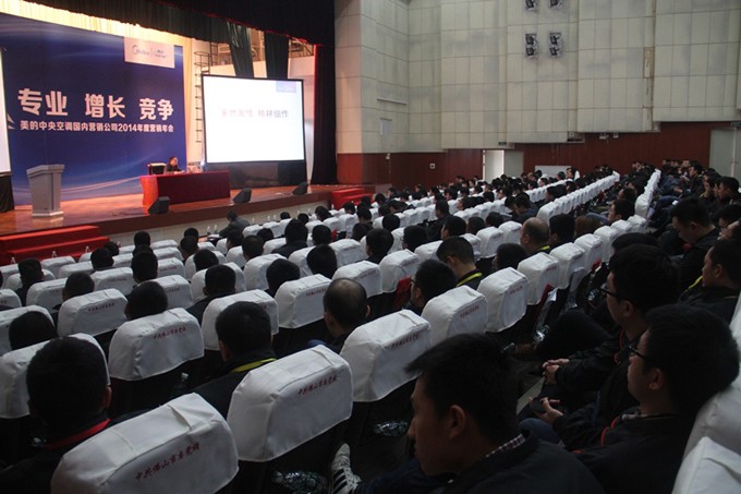 ����������{�������L���_��������